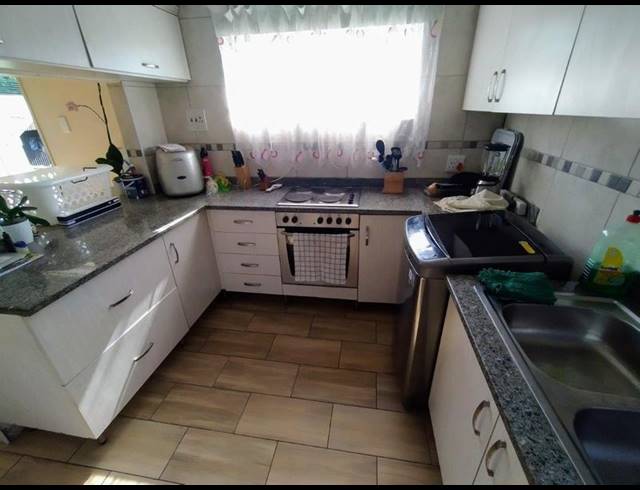 3 BEDROOM HOUSE FOR SALE IN HILLARY